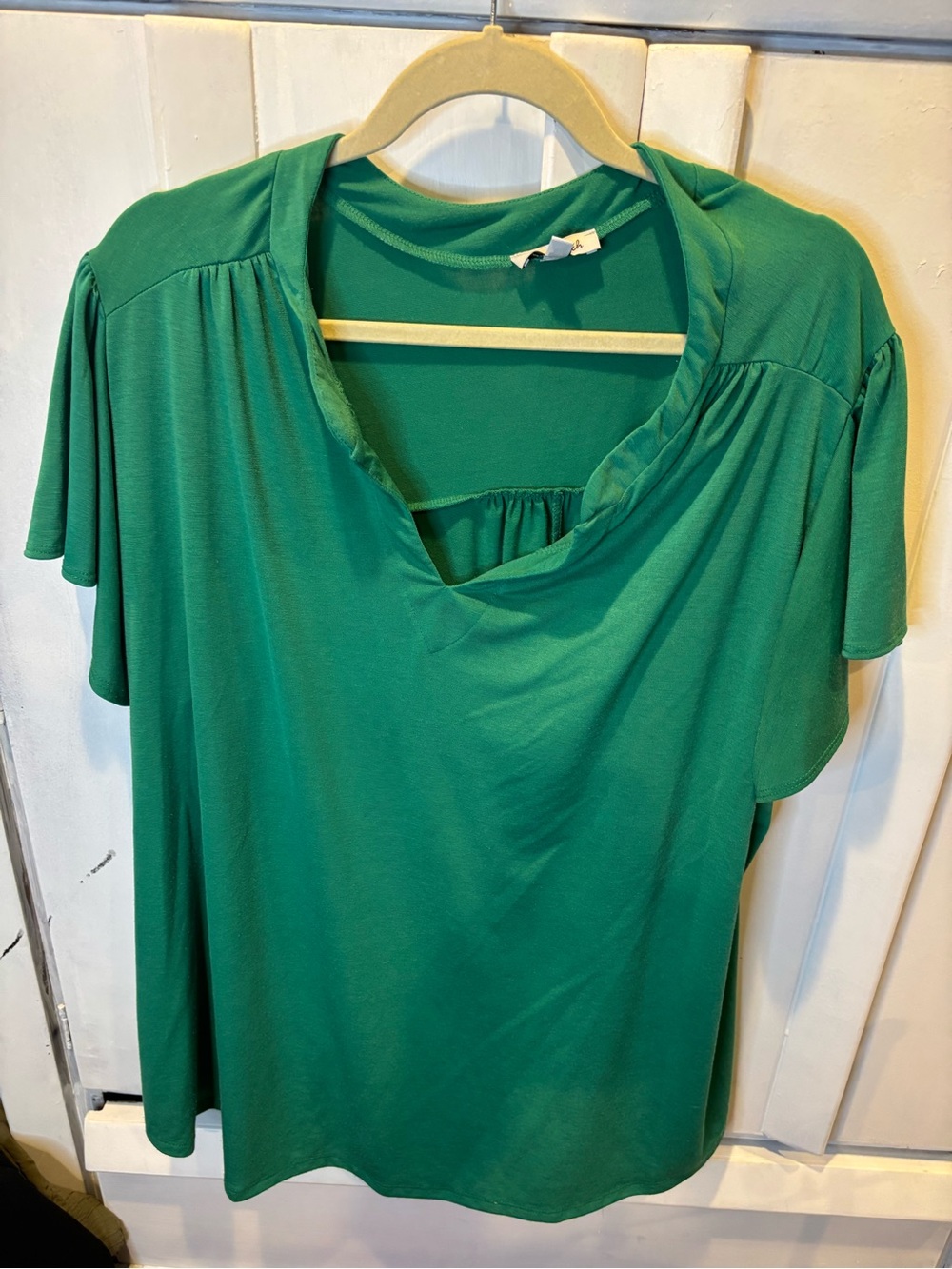 white birch Emerald Green Short Sleeve Scoop Neck Top